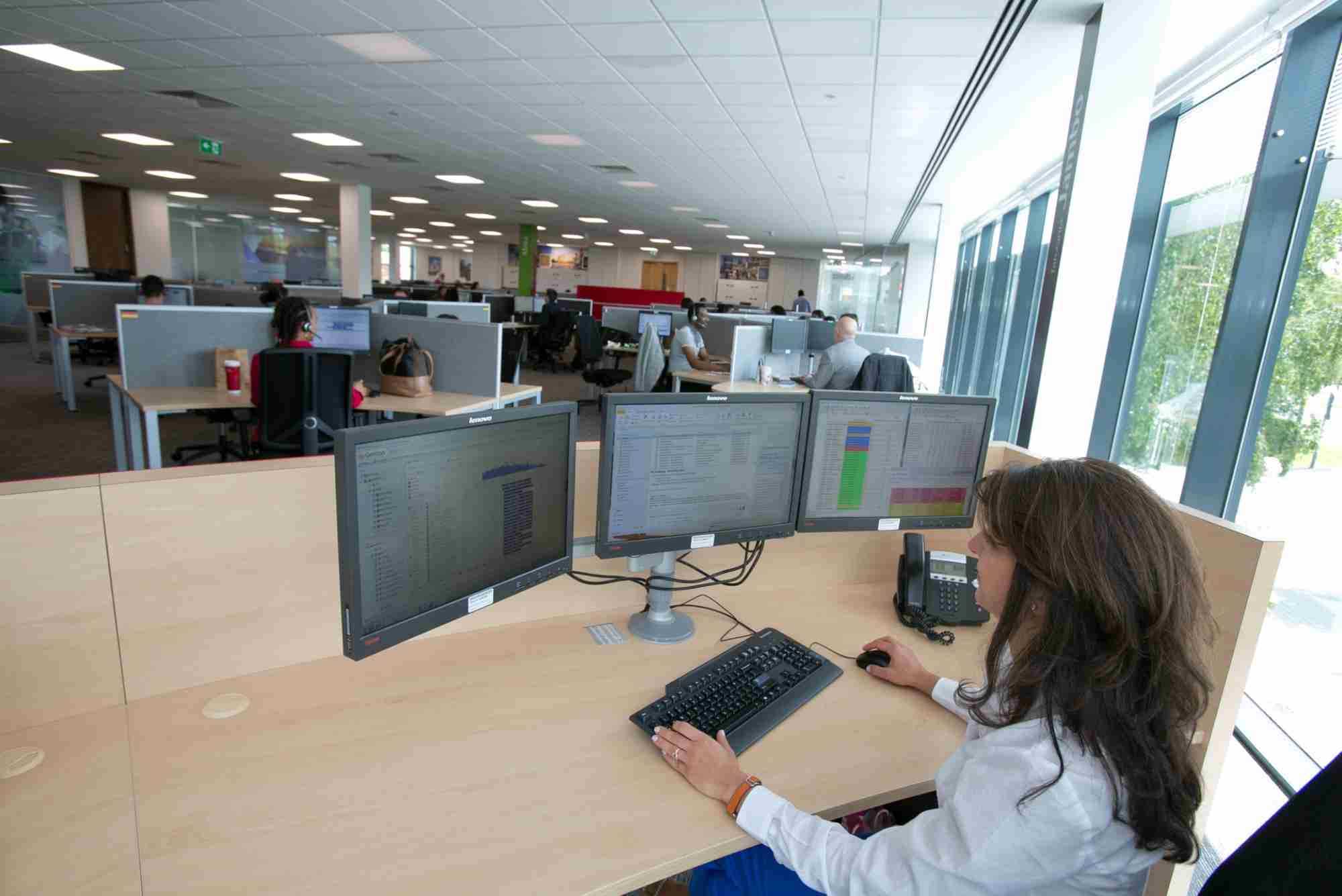 Emirates Customer Service 24 7 Dubai