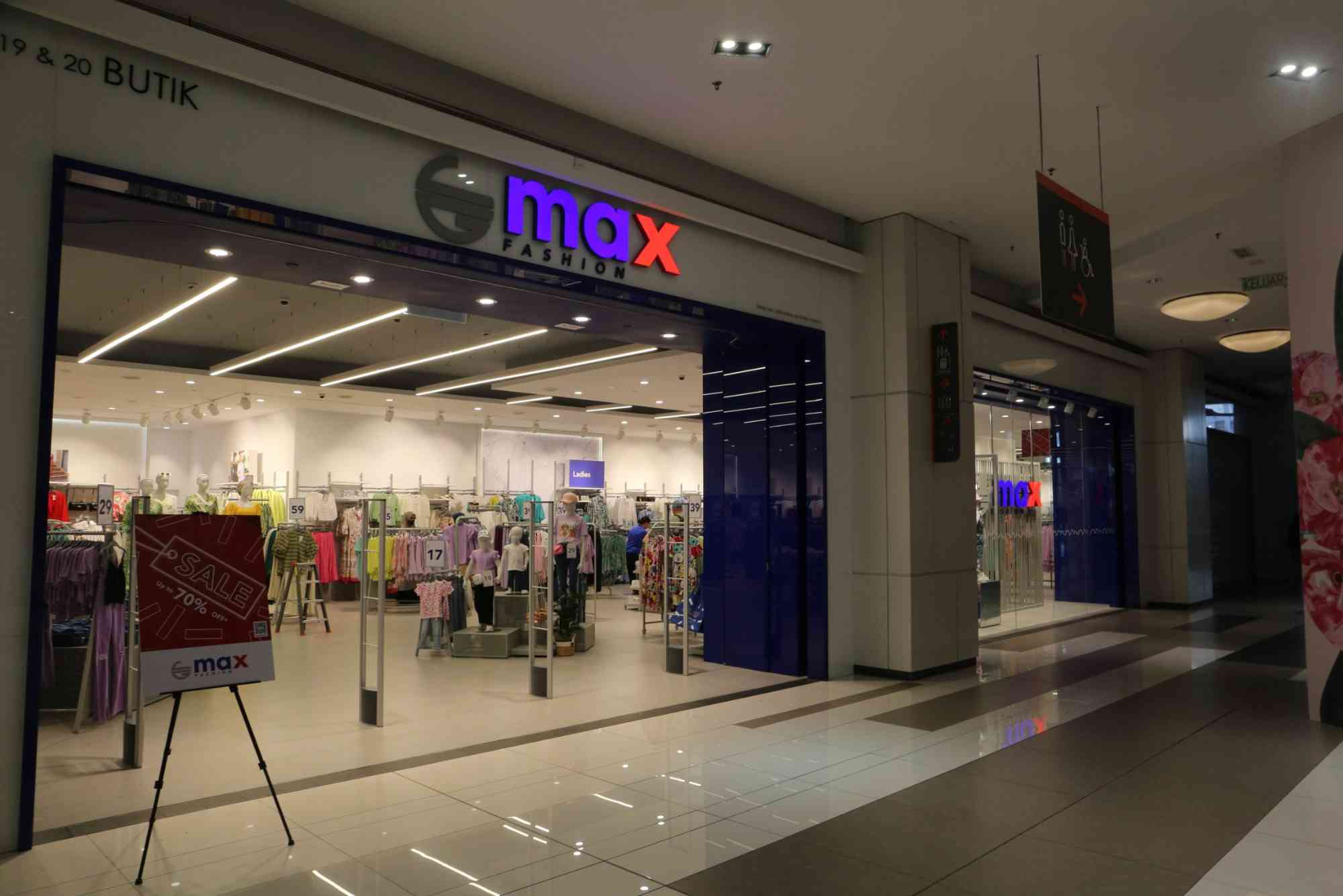 Max Fashion Burjuman Timings