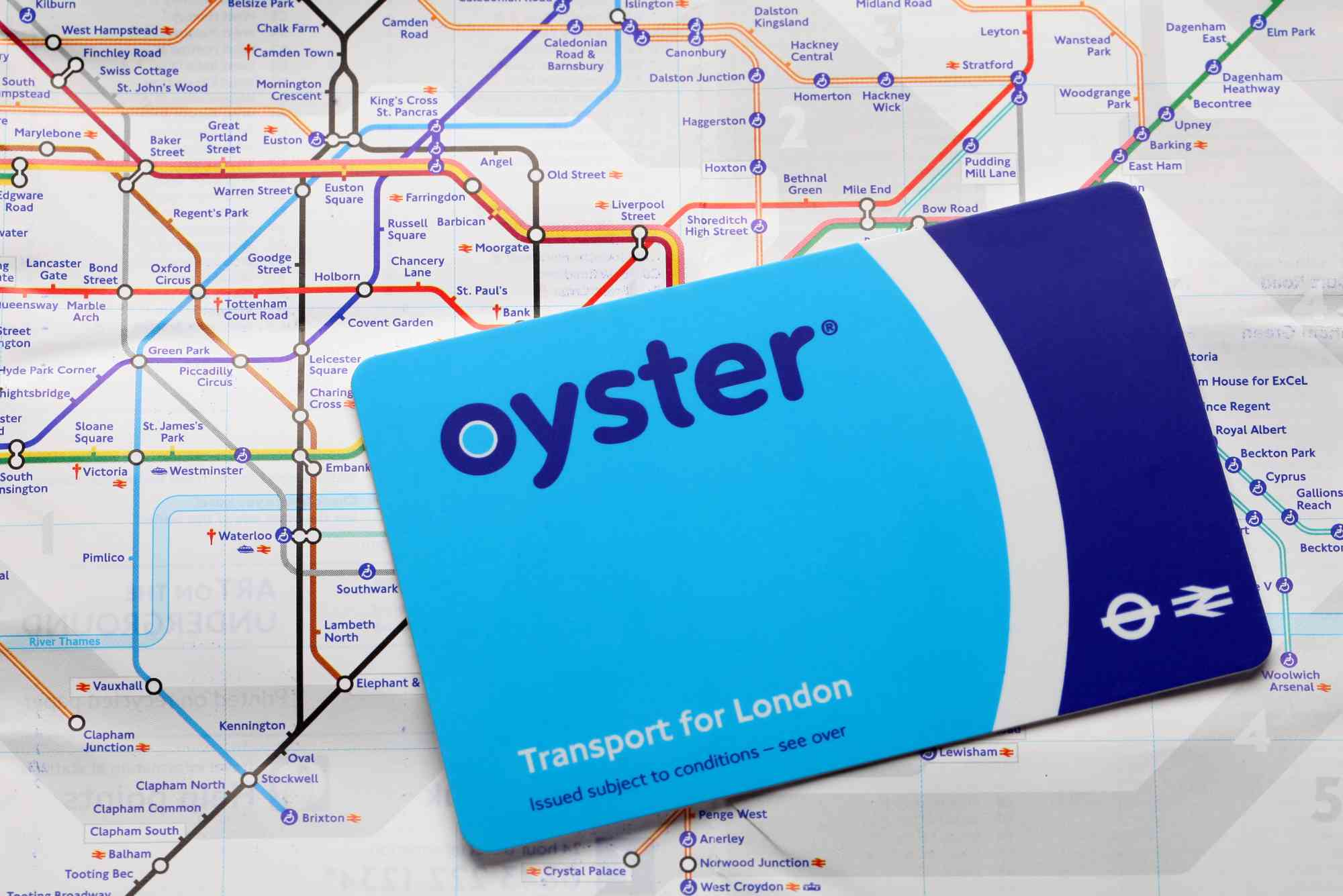 Oyster Weekly Travel Card